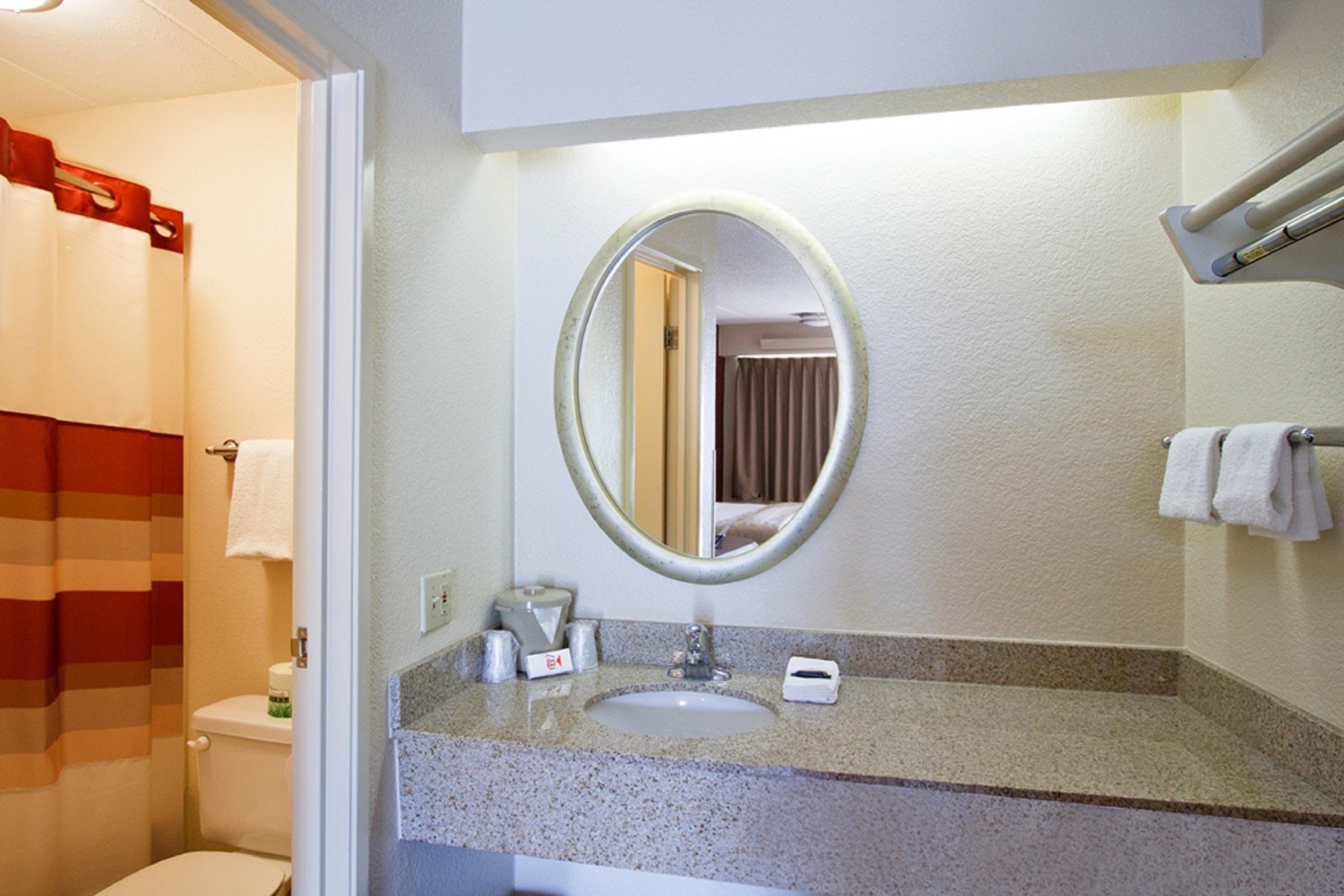 Red Roof Inn Philadelphia - Oxford Valley Langhorne Esterno foto