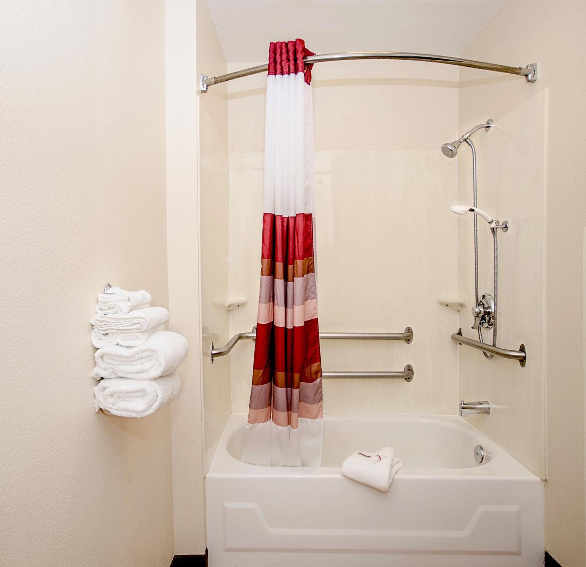 Red Roof Inn Philadelphia - Oxford Valley Langhorne Esterno foto