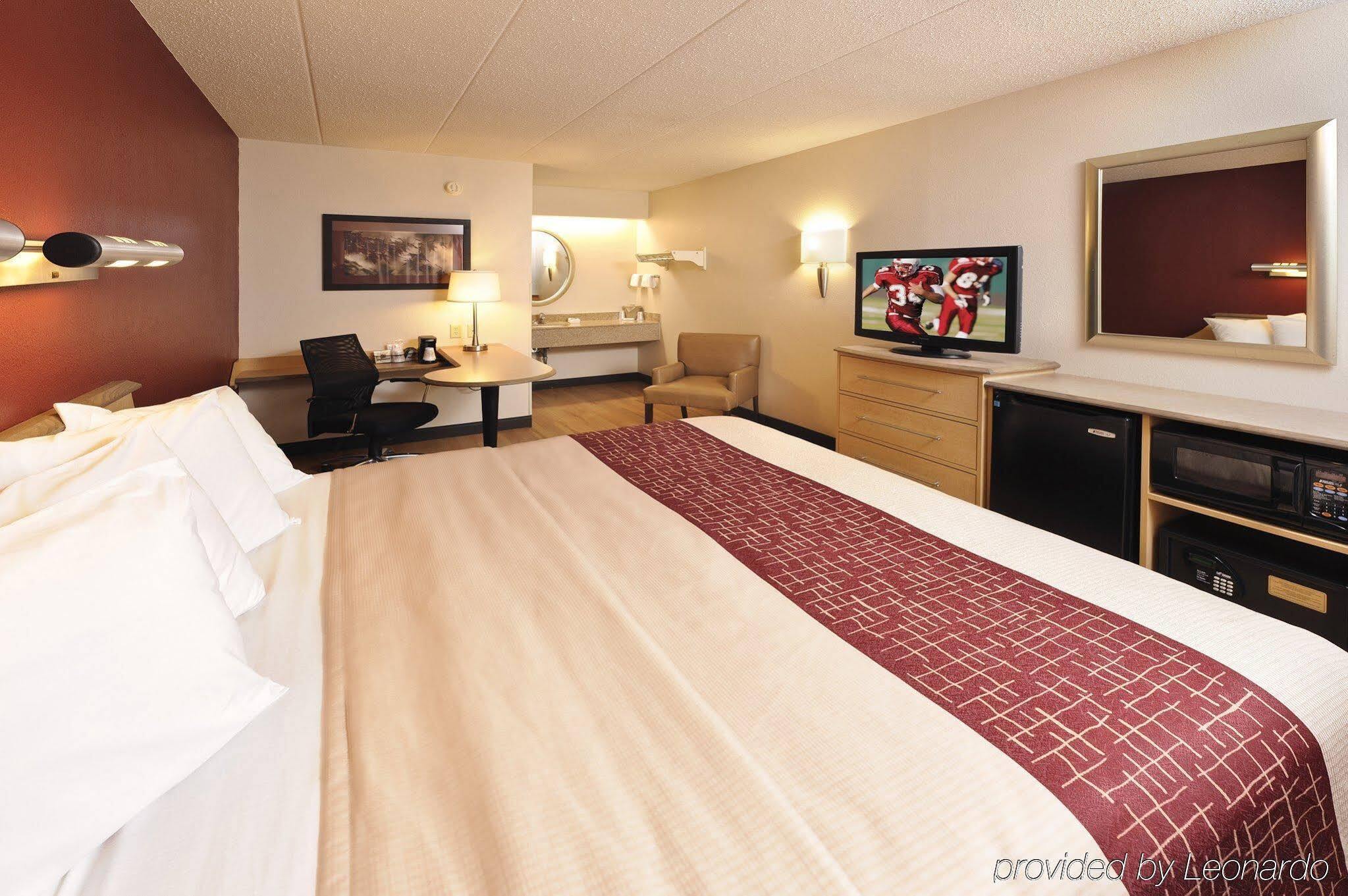 Red Roof Inn Philadelphia - Oxford Valley Langhorne Esterno foto