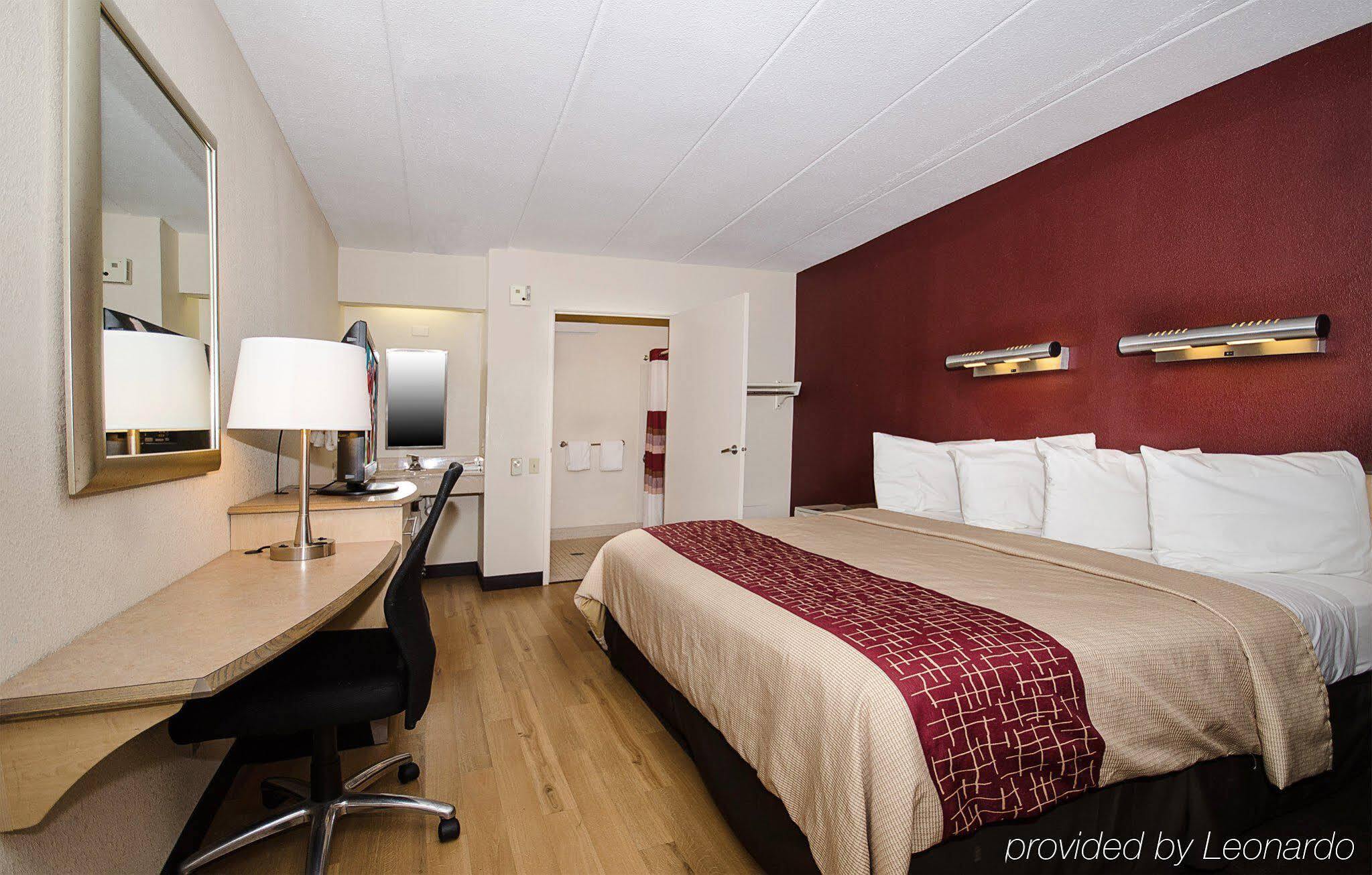 Red Roof Inn Philadelphia - Oxford Valley Langhorne Esterno foto